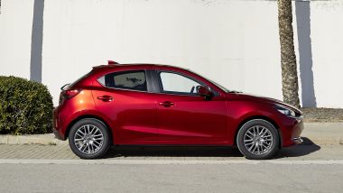 Mazda2 mild hybrid 2022: visuale laterale