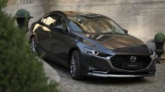 Come cambia Mazda3 per il 2024: dentro e fuori, le novità della media giapponese
