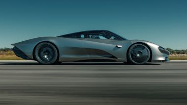 McLaren Speedtail gli specchi non li aveva proprio