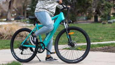 Mercato bici 2021, il rapporto di ANCMA: le e-bike crescono del 5%