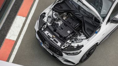 Mercedes-AMG GLC Coupé 43, motore 4 cil. 2 litri mild hybrid