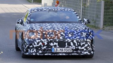 Mercedes-AMG GT 4 porte: look da coupé ed elementi di stile riconoscibili