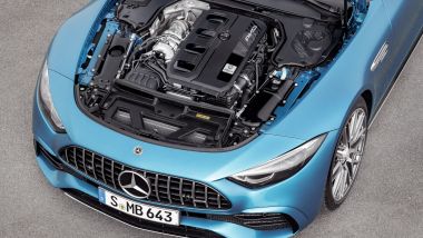 Mercedes-AMG SL 43: il motore elettrificato