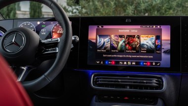 Mercedes-Benz CLA Shooting Brake EQ: il touchscreen centrale da 14'' dell'infotainment