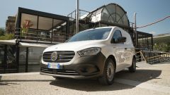 Mercedes-Benz eCitan: prova da "corriere" per il centro di Roma