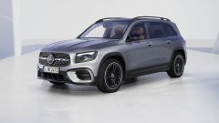 In vendita Mercedes GLB 2023: la novità del mild hybrid, i prezzi