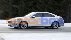 Mercedes CLA 2026 svelata dalle nuove foto spia