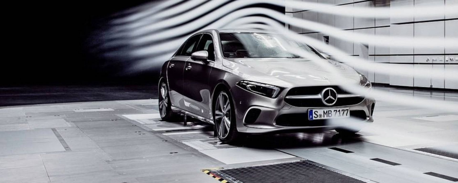 Mercedes Classe A Sedan 2018 Foto Interni Uscita In Italia Prezzo Motorbox