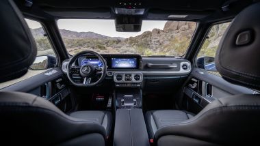 Mercedes Classe G580: gli interni sono tecnologici e lussuosi