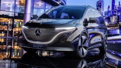 Video: Mercedes Concept EQT, multispazio elettrica Classe T