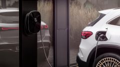 Mercedes: il costo delle auto elettriche che non scenderà
