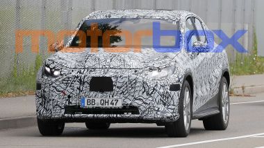 Mercedes EQC SUV, visuale frontale