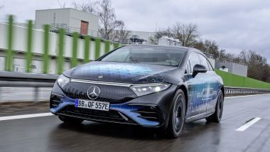 Mercedes EQS con batterie allo stato solido: 1.000 km di autonomia?