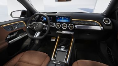 Mercedes GLA 2023, gli interni