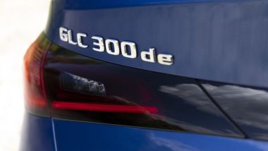 Mercedes GLC 300 de, i vantaggi del plug-in e del motore Diesel