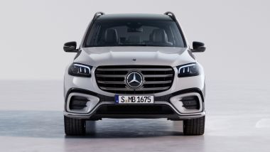 Mercedes GLS 2023: vista frontale
