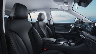 MG HS Hybrid+: abitacolo confortevole e con tanti spunti lussuosi