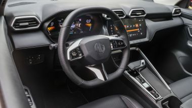 MG ZS, gli interni della versione Hybrid+