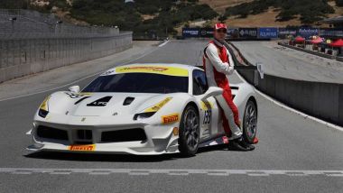 Michael Fassbender e la sua Ferrari 488 Challenge