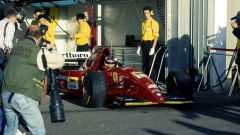 F1, la Ferrari 412 T2 guidata da Schumacher è all'asta