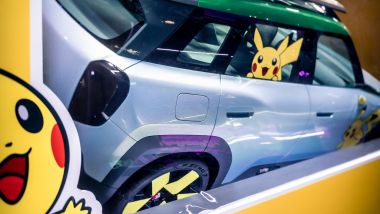 Mini Aceman a Milan Games Week, con adesivi a tema Pikachu