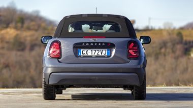 Mini Cooper Cabrio 2025 parte da 31.900 euro