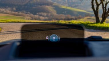 Mini Cooper Cabrio, niente strumentazione tradizionale: solo Head-up Display