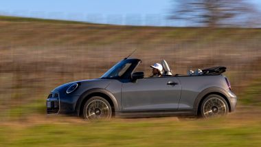 Mini Cooper Cabrio: se non ci fosse, bisognerebbe inventarla