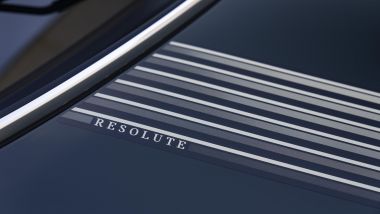 Mini Cooper S Cabrio Resolute Edition, la scritta Resolute sul cofano