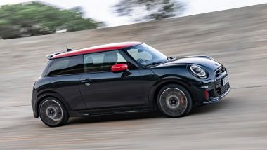 Mini JCW benzina è viva e vegeta