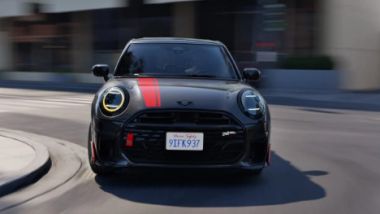 Mini Red Line Edition: design esclusivo e piacere di guida