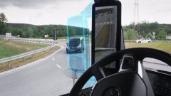 Auto e MirrorCam, tutto sugli specchi retrovisori digitali