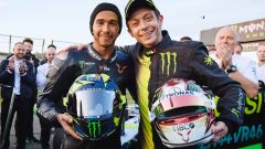 MotoGP-F1 | scambio Rossi-Hamilton: VIDEO integrale