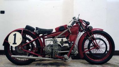 Moto Guzzi 4V (1924)