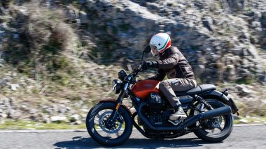 Moto Guzzi V7 Stone Centenario: la prova