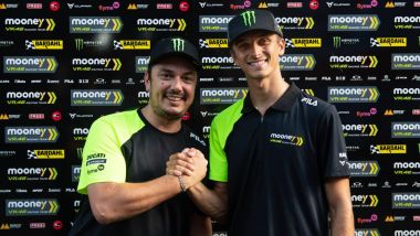 MotoGP 2022: Uccio Salucci e Luca Marini (Mooney VR46 Ducati)