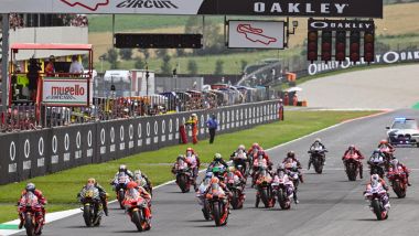 MotoGP Italia 2023, Mugello: la partenza della sprint race