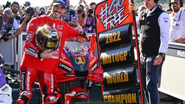 MotoGP Valencia 2022, Cheste: Francesco Bagnaia (Ducati) campione del mondo