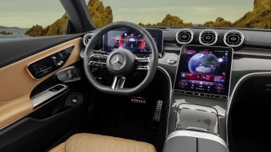 MotorBox auto dell'anno 2024: l'abitacolo della Mercedes CLE 220 d Coupé