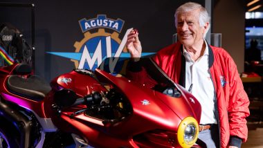 MV Agusta Superveloce 1000 Ago, il grande Giacomo era presente alla presentazione