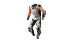 Natale KTM, la tuta in pelle RSX, la felpa gravity o i guanti mechanics 