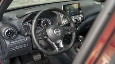 Nissan Juke Hybrid, il posto di guida