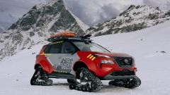 Video Nissan X-Trail Mountain Rescue ambulanza ibrida cingolata