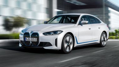 Novità BMW autunno 2022: motorizzazione entry level per la berlina elettica i4