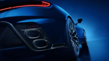 Nuova Aston Martin DB12 S: il doppio tubo di scarico per lato, anche in Titanio