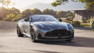Nuova Aston Martin DB12 Volante: arriverà entro ottobre 2023
