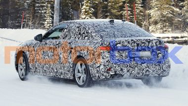 Nuova Audi A5: i collaudi dei prototipi ci mostrano il look sportiveggiante
