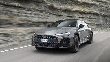 Nuova Audi A6 allroad: assetto variabile e sterzata integrale per la wagon tedesca