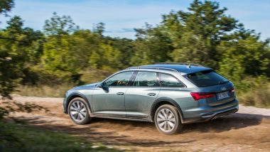 Nuova Audi A6 Allroad: sospensioni pneumatiche per sollevarla in off-road