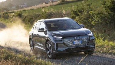 Nuova Audi Q4 e-tron: la versione con trazione integrale ''quattro'' ha due motori e 340 CV